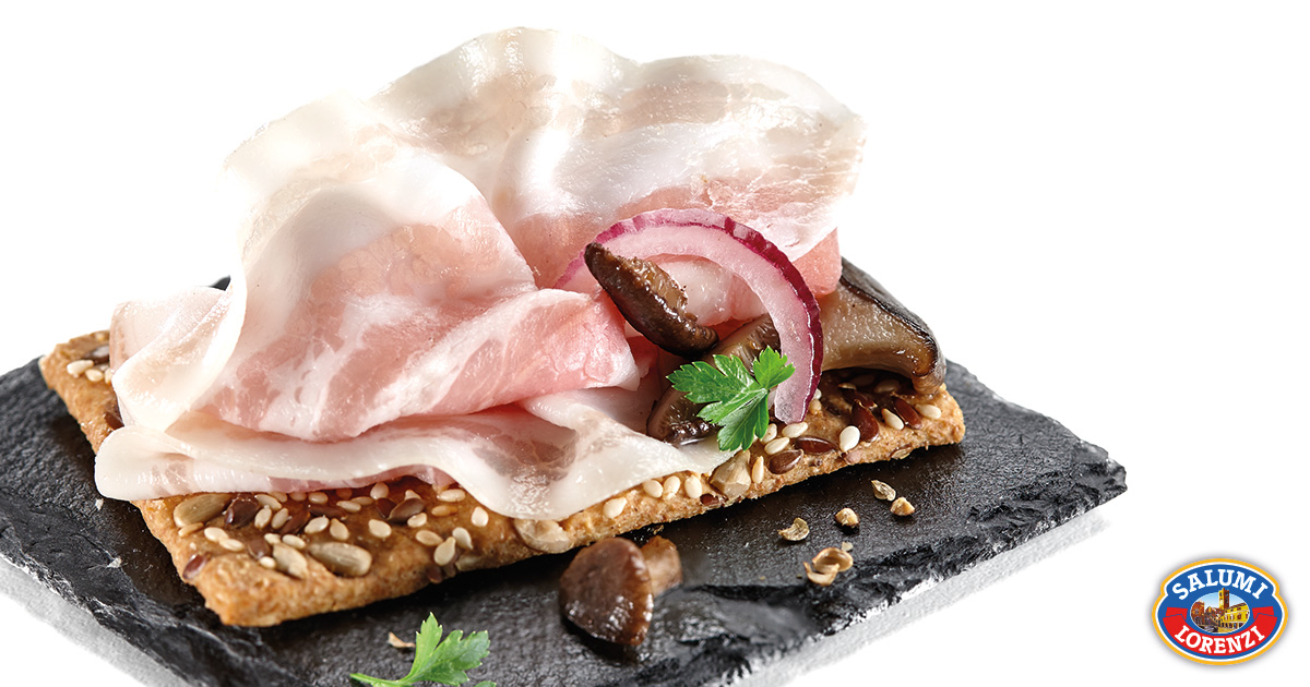 Pancetta | Affettati | Salumi Lorenzi | Dal 1965 Garanzia di Qualità