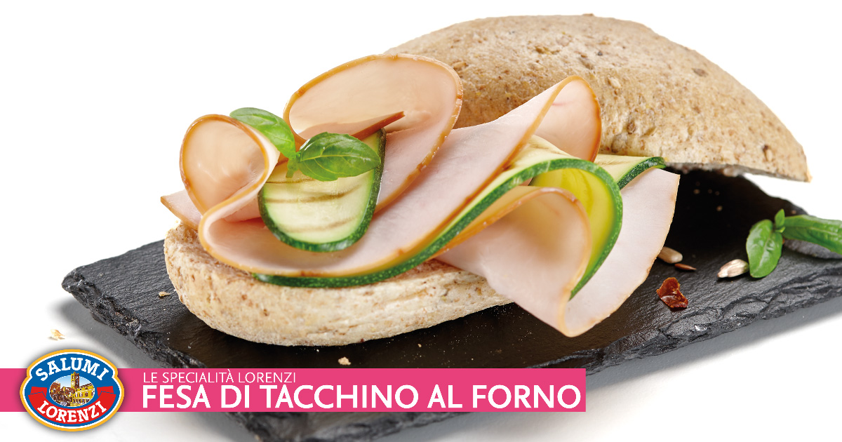 Fesa di Tacchino al Forno, Pane Integrale e Zucchine Grigliate