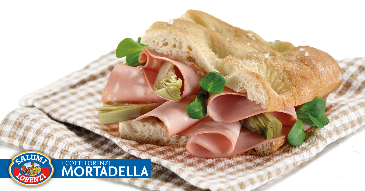 Focaccia con Mortadella, Carciofi e Soncino